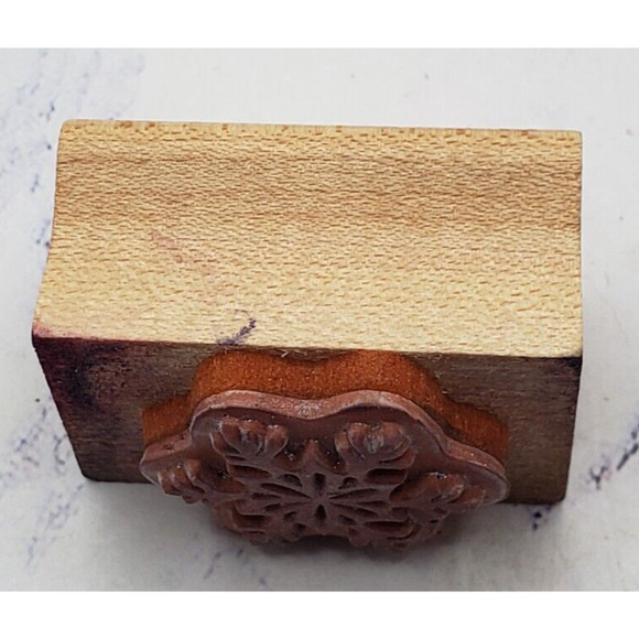 Classic Design Small Holiday Winter Snowflake Wood Mounted Rubber Stamp - Picture 4 of 7